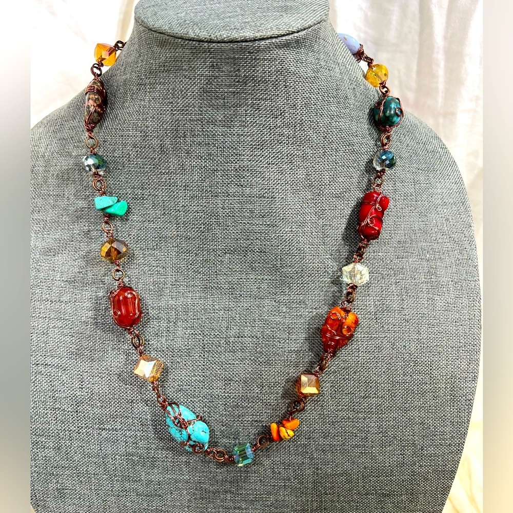 Wire Wrapped Necklace using Healing Stones and Blinging Crystals, Measures 24☑️